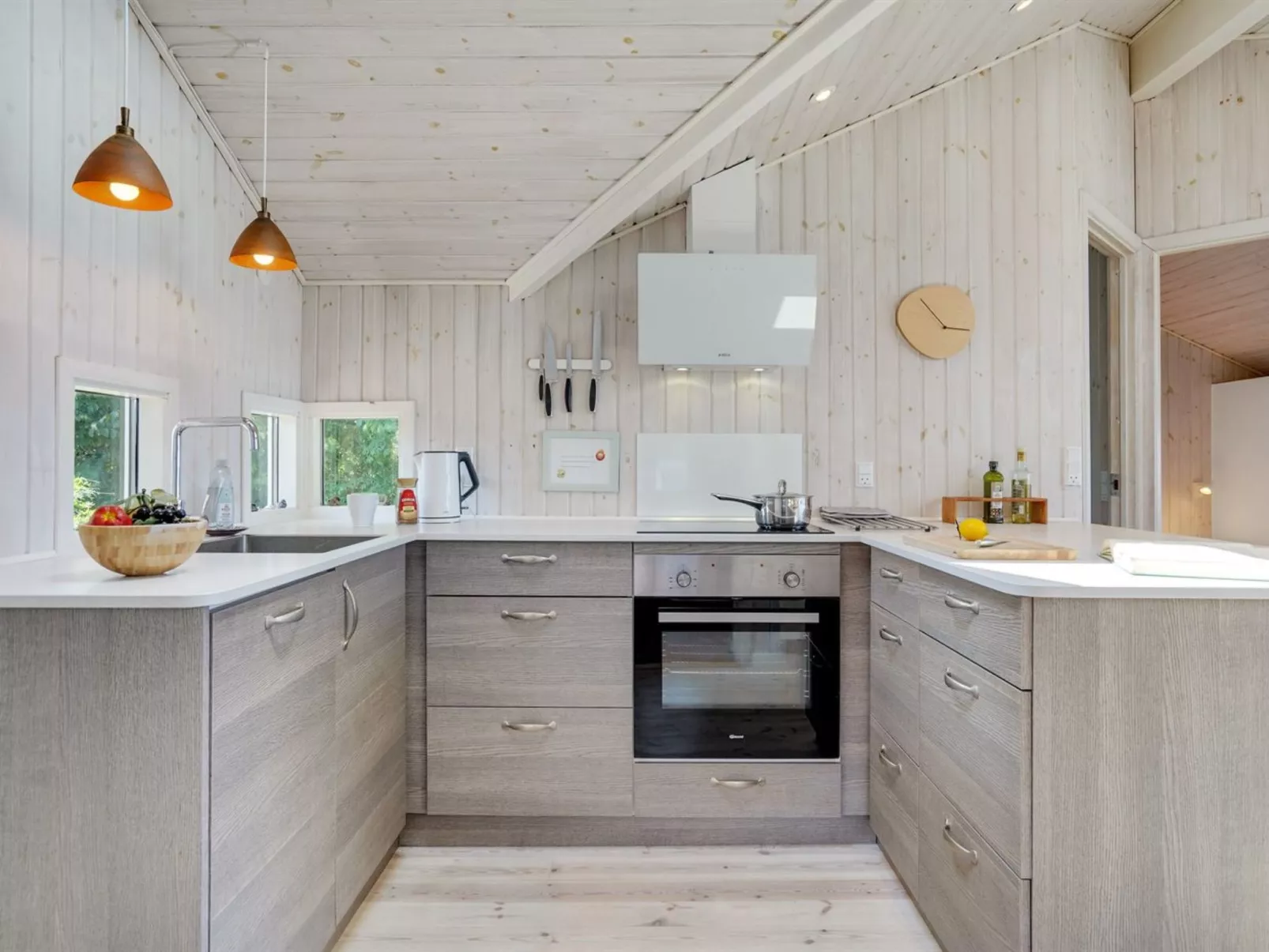 "Diertje" - 10m from the sea-Inside