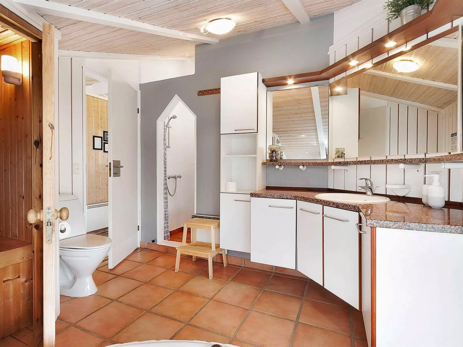 "Frederikka" - 350m from the sea-Drinnen