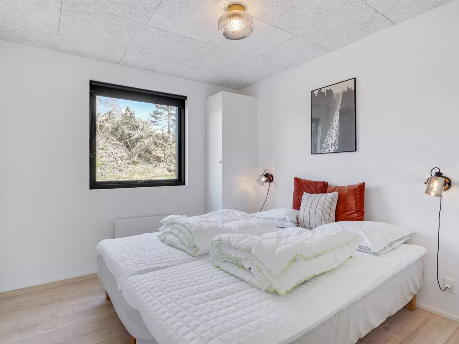 "Haley" - 150m from the sea-Dedans