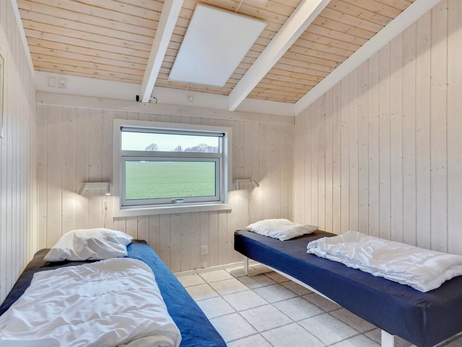 "Rik" - 350m from the sea-Drinnen