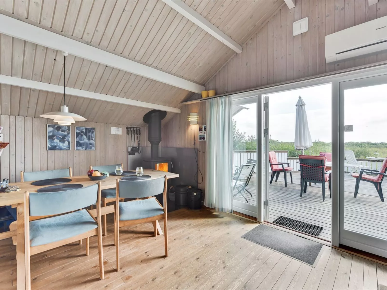 "Kylli" - 600m from the sea-Drinnen