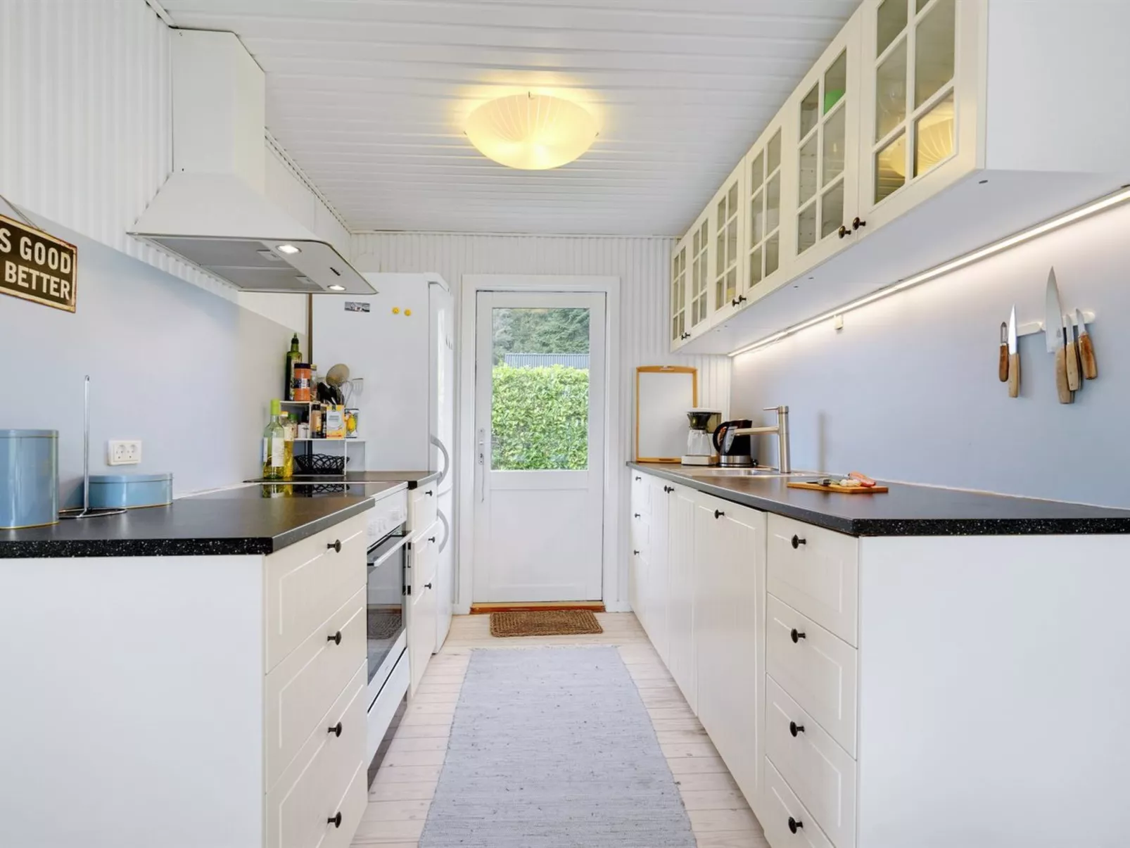 "Aksa" - 400m from the sea-Inside