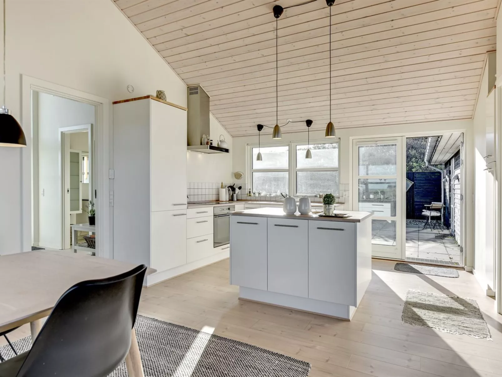 "Dimka" - 300m from the sea-Inside