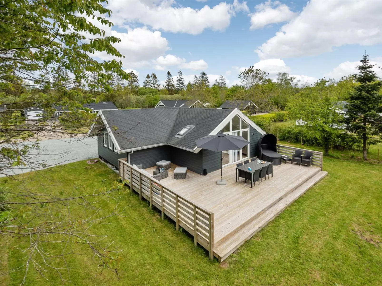 "Aleide" - 29km from the sea-Outside