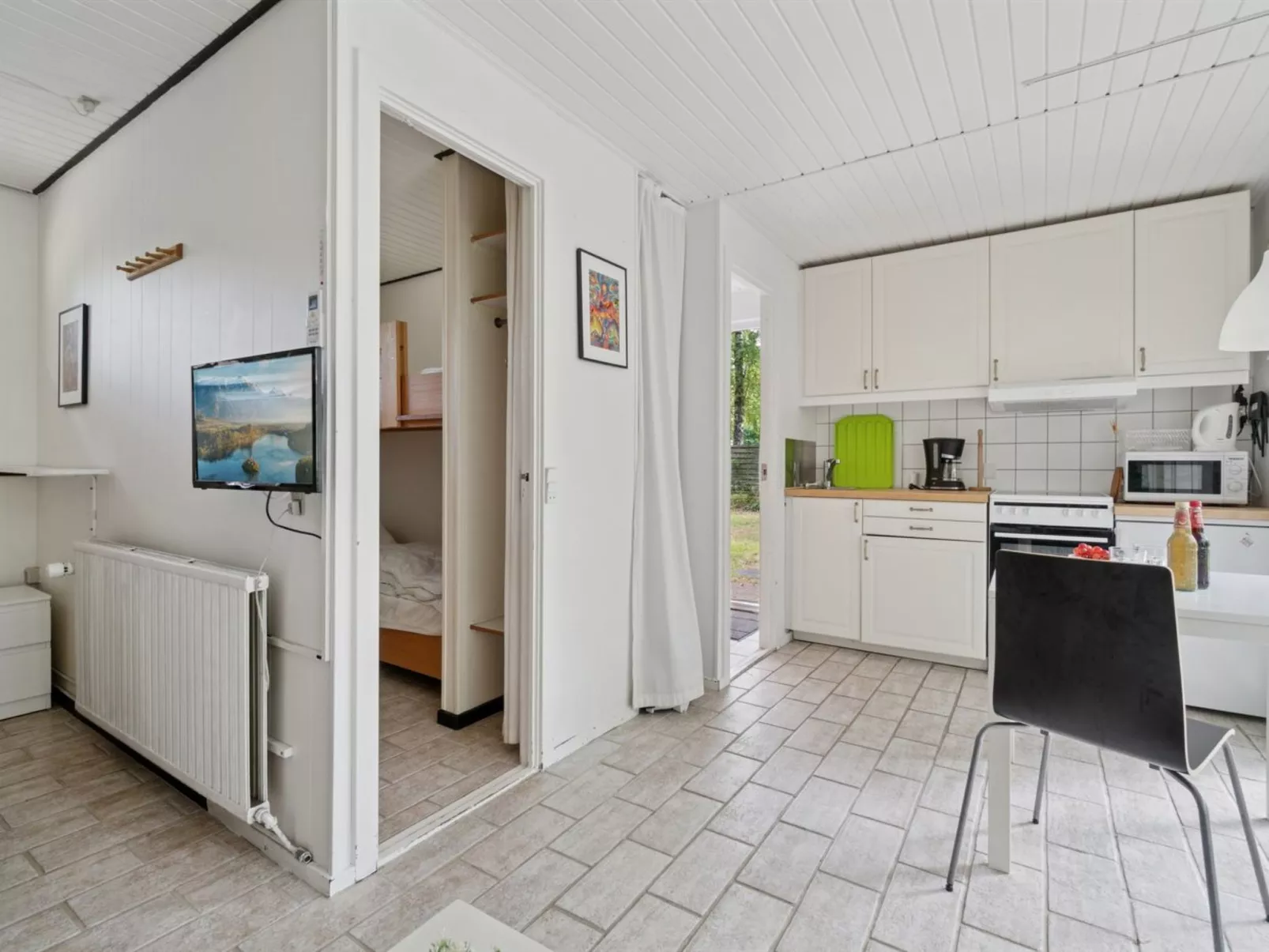 "Unker" - 800m from the sea-Dedans