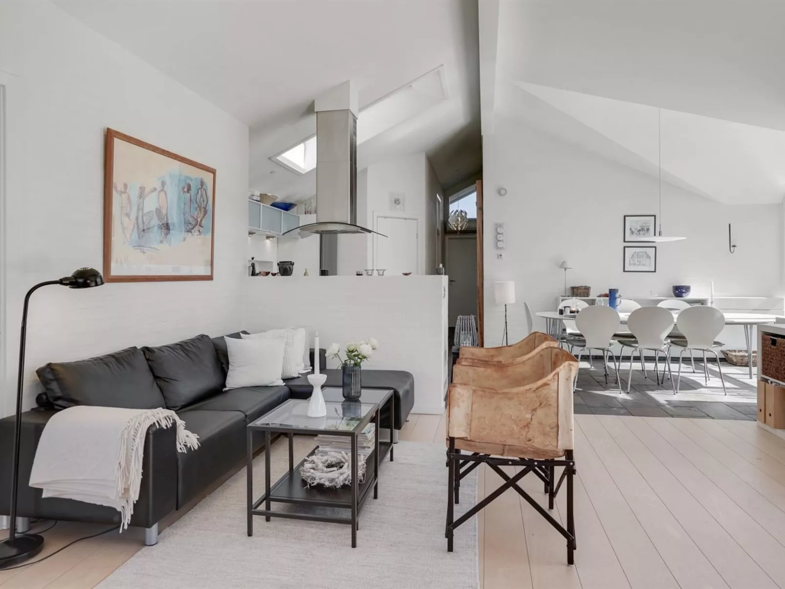 "Angelarij" -  from the sea-Drinnen