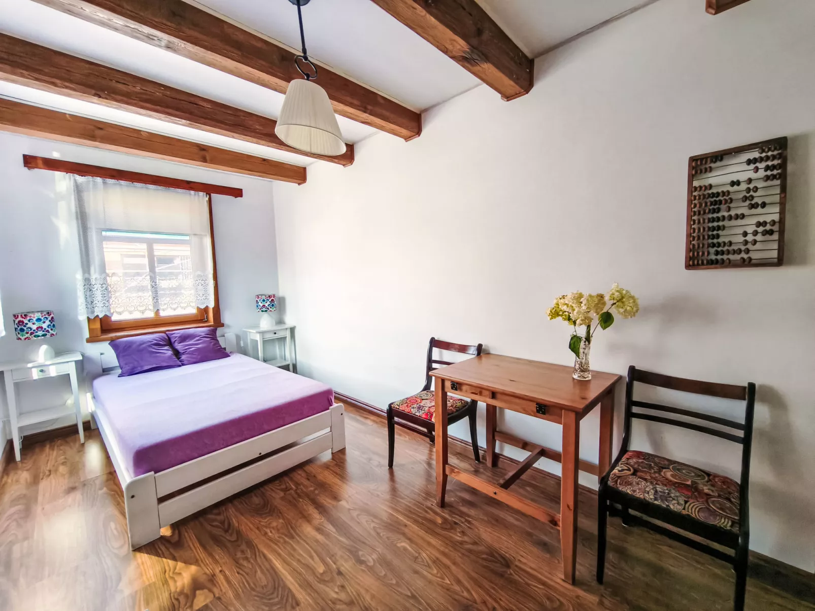 U Prababci Olgi-Drinnen