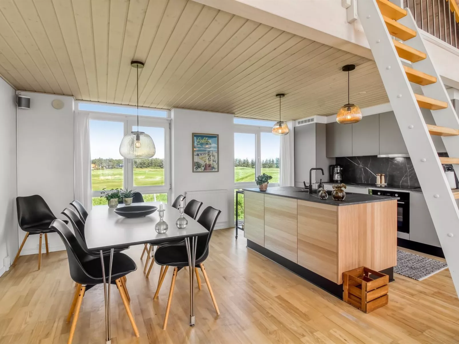 "Jören" - 700m from the sea-Dedans