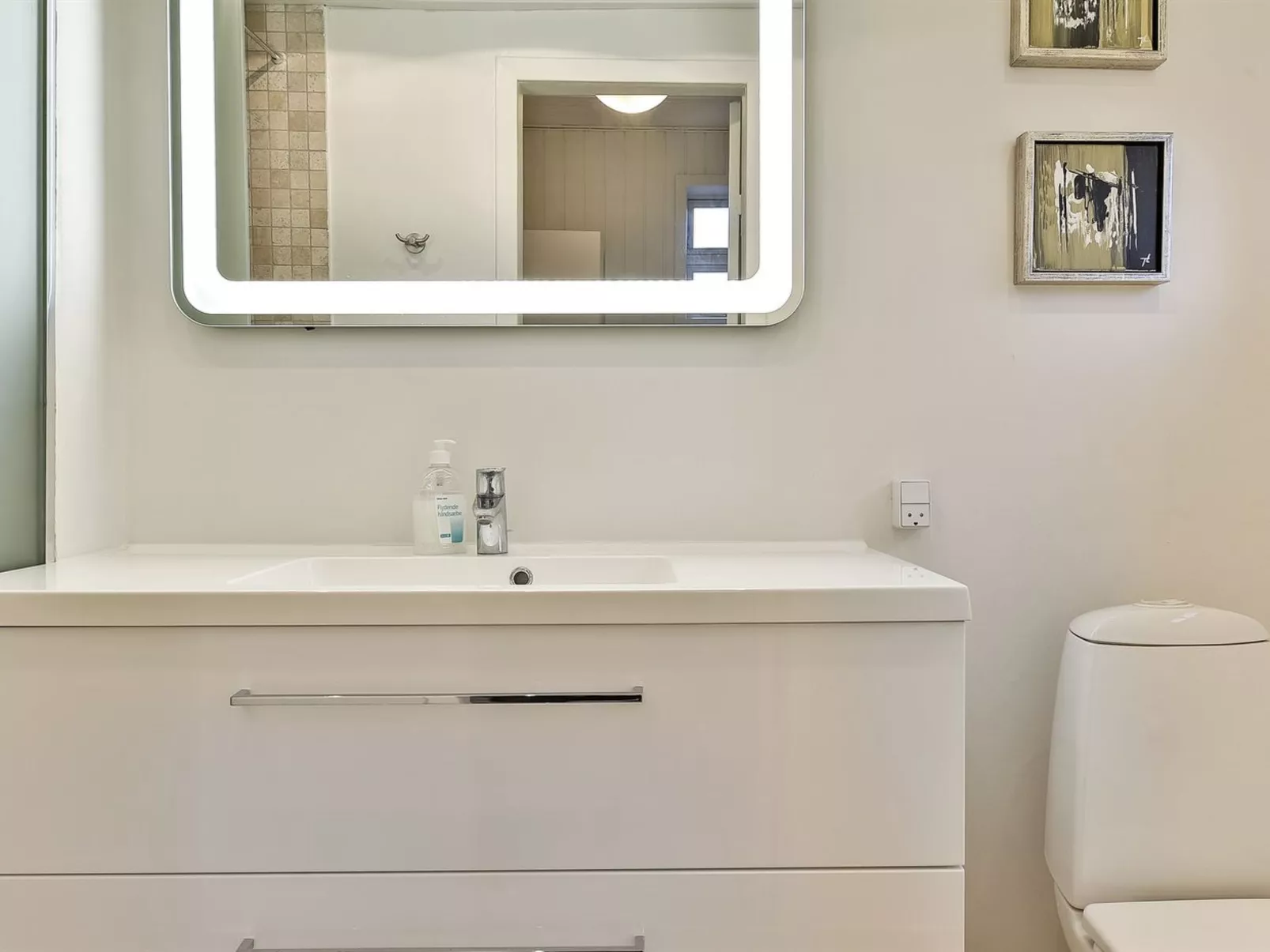 "Viljami" - 20m from the sea-Inside