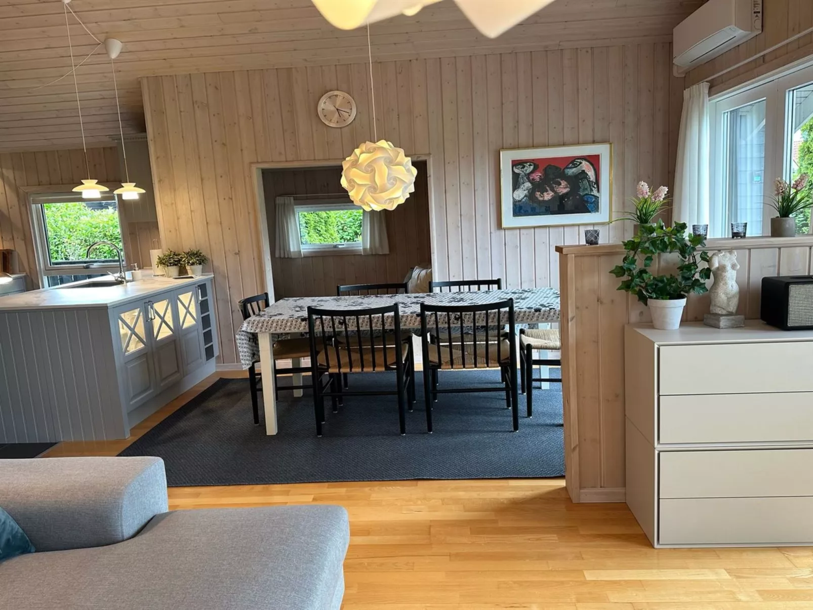 "Florentin" - 1km from the sea-Inside