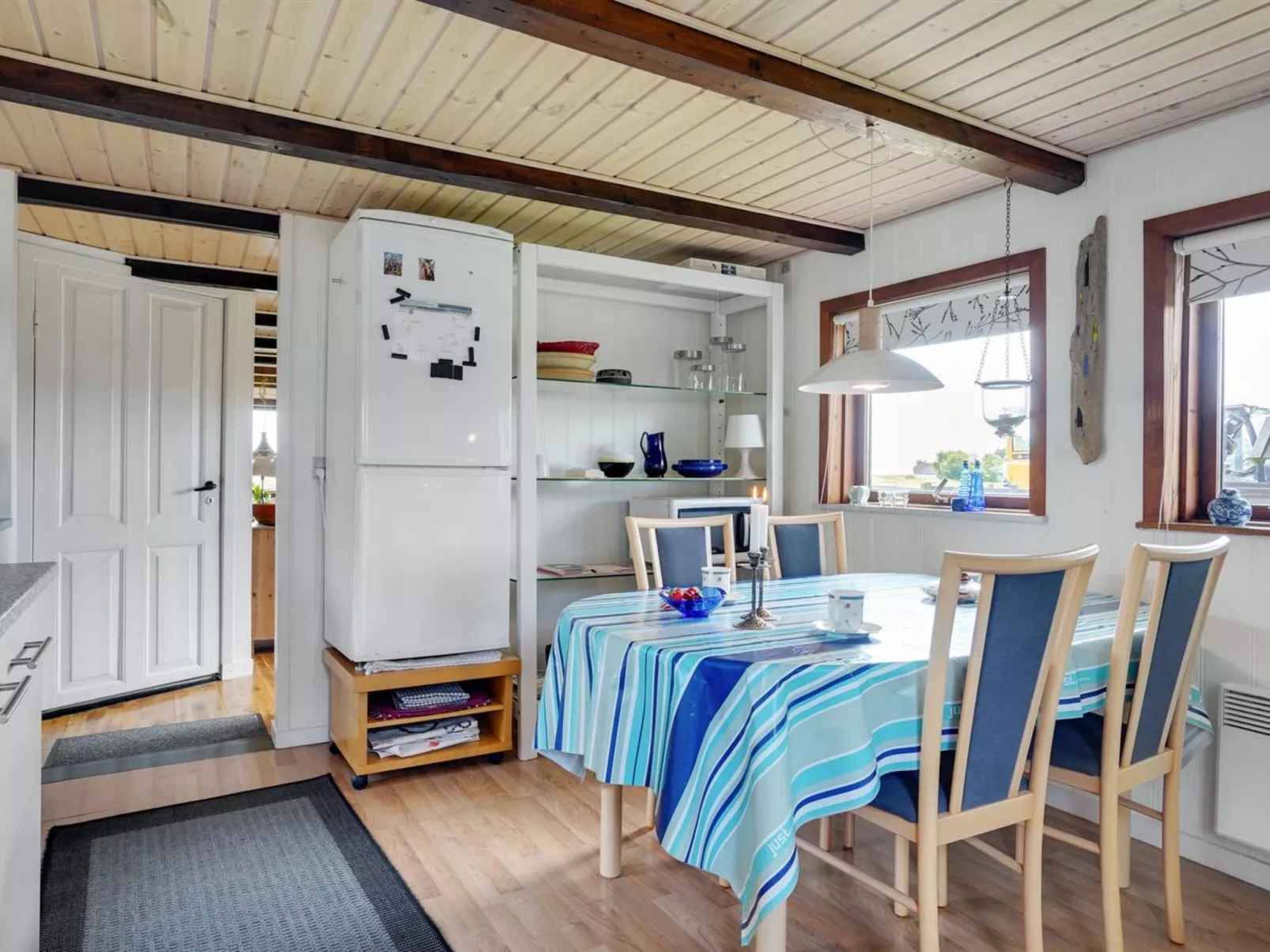 "Leocadia" - 150m to the fjord-Dedans