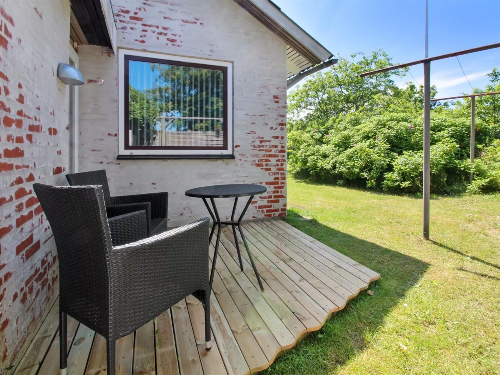 "Sylvie" - 1.5km from the sea-Outside