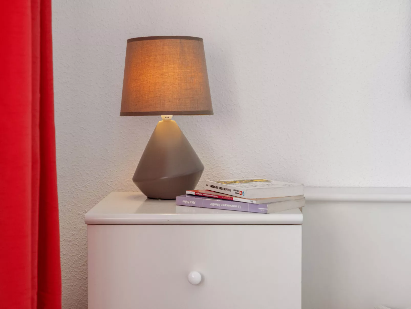 Armorial Est 72-Inside