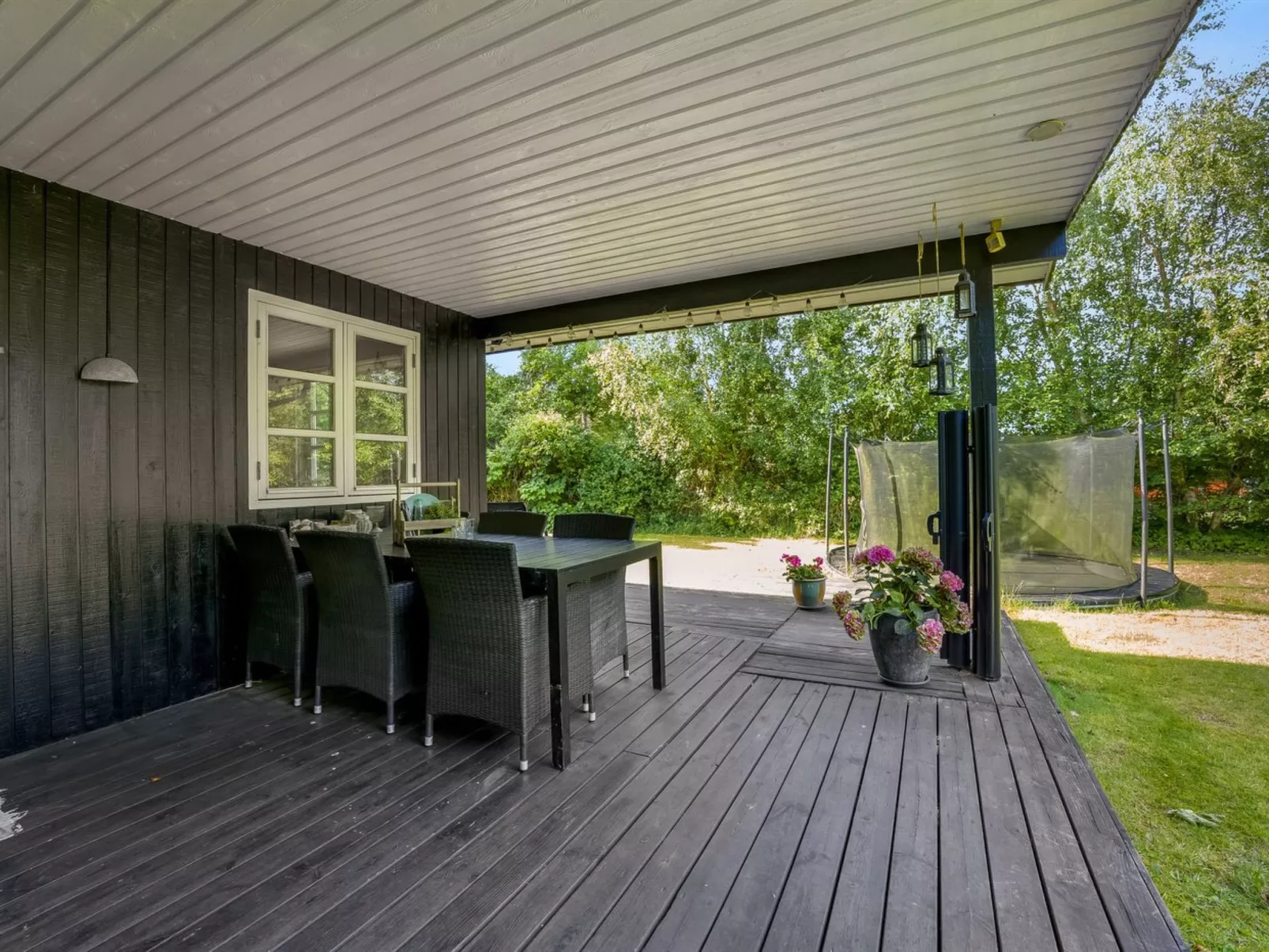 "Sunaj" -  from the sea-Dehors