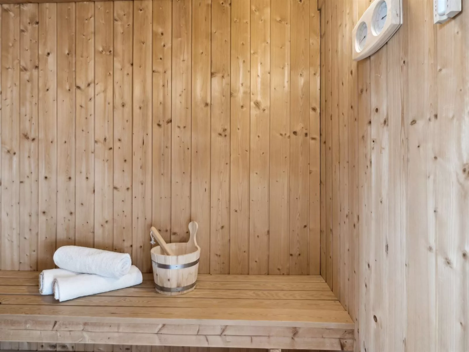 "Rixa" - 525m from the sea-Inside