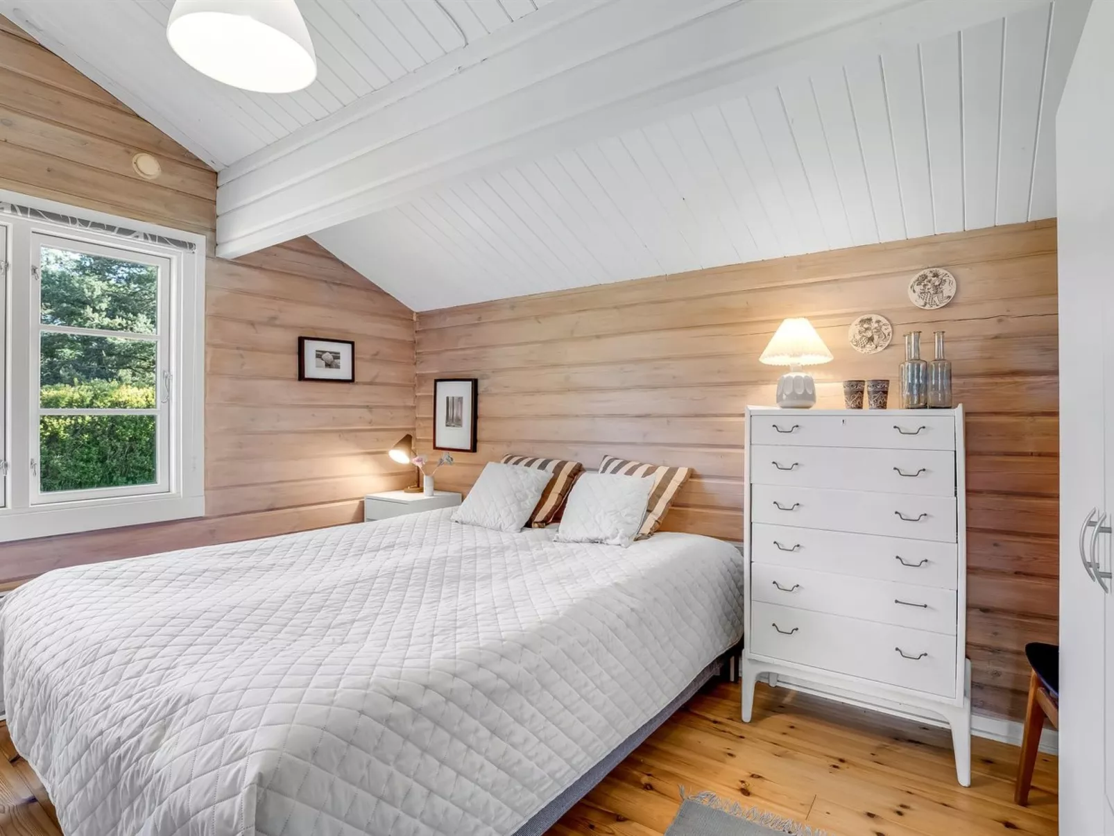 "Lamberthus" - 600m from the sea-Dedans