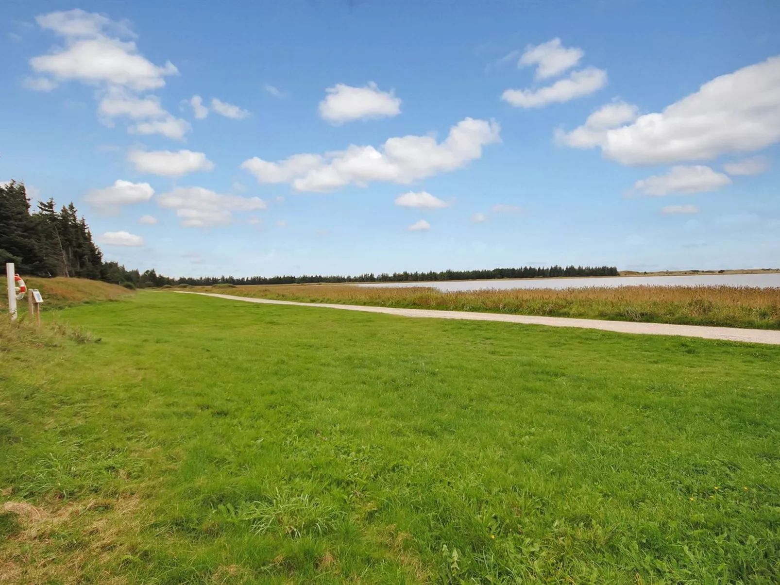 "Sophia" - 8km from the sea-Outside