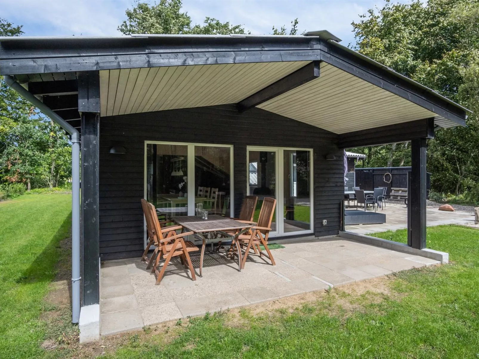 "Hedwig" - 30km from the sea-Draußen