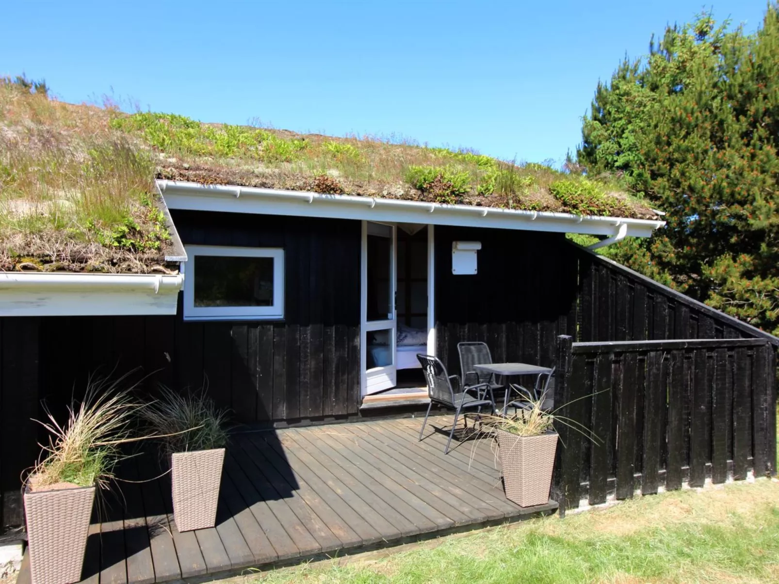 "Anthonia" - 1.6km from the sea-Outside