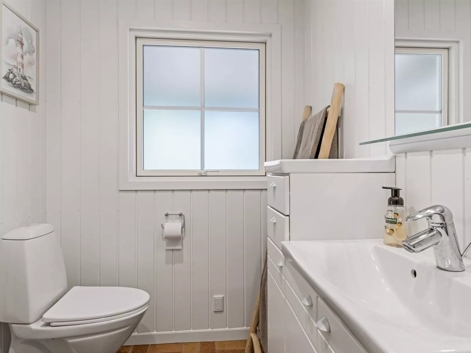 "Thorulf" - 3.5km from the sea-Inside