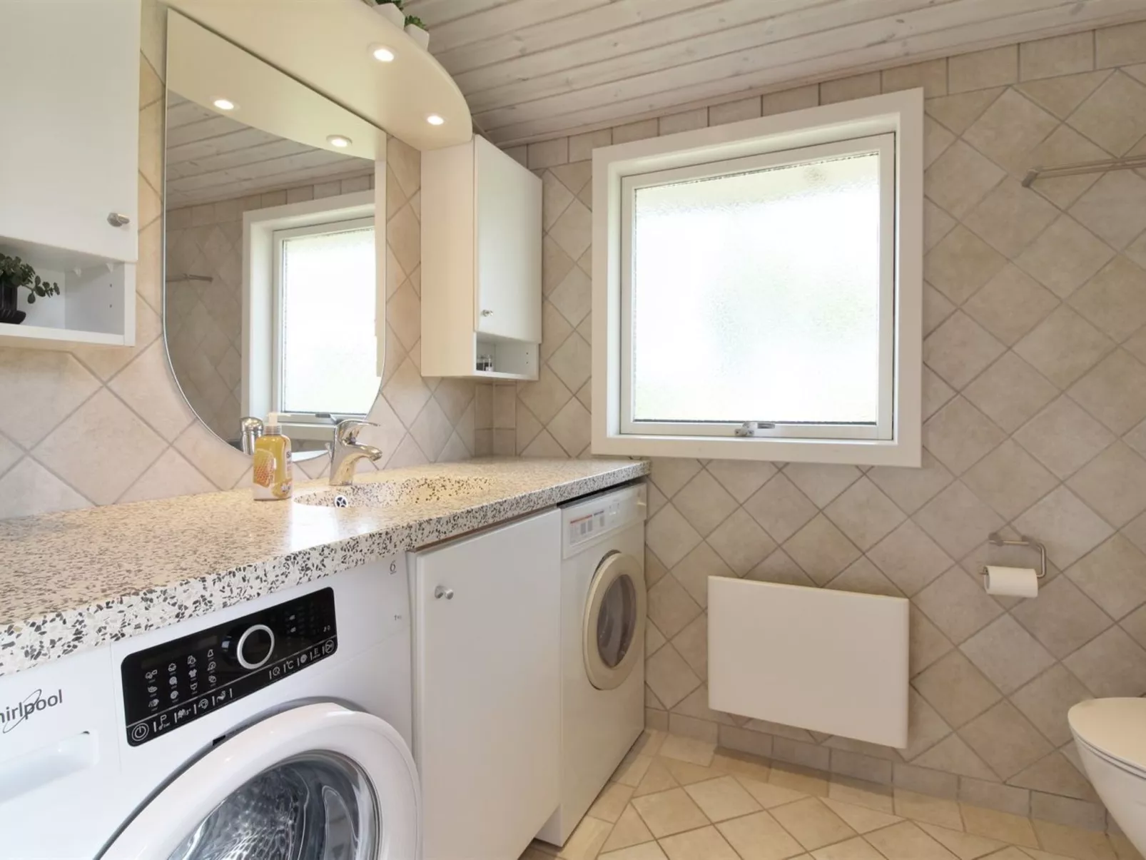 "Alberga" - 700m from the sea-Drinnen