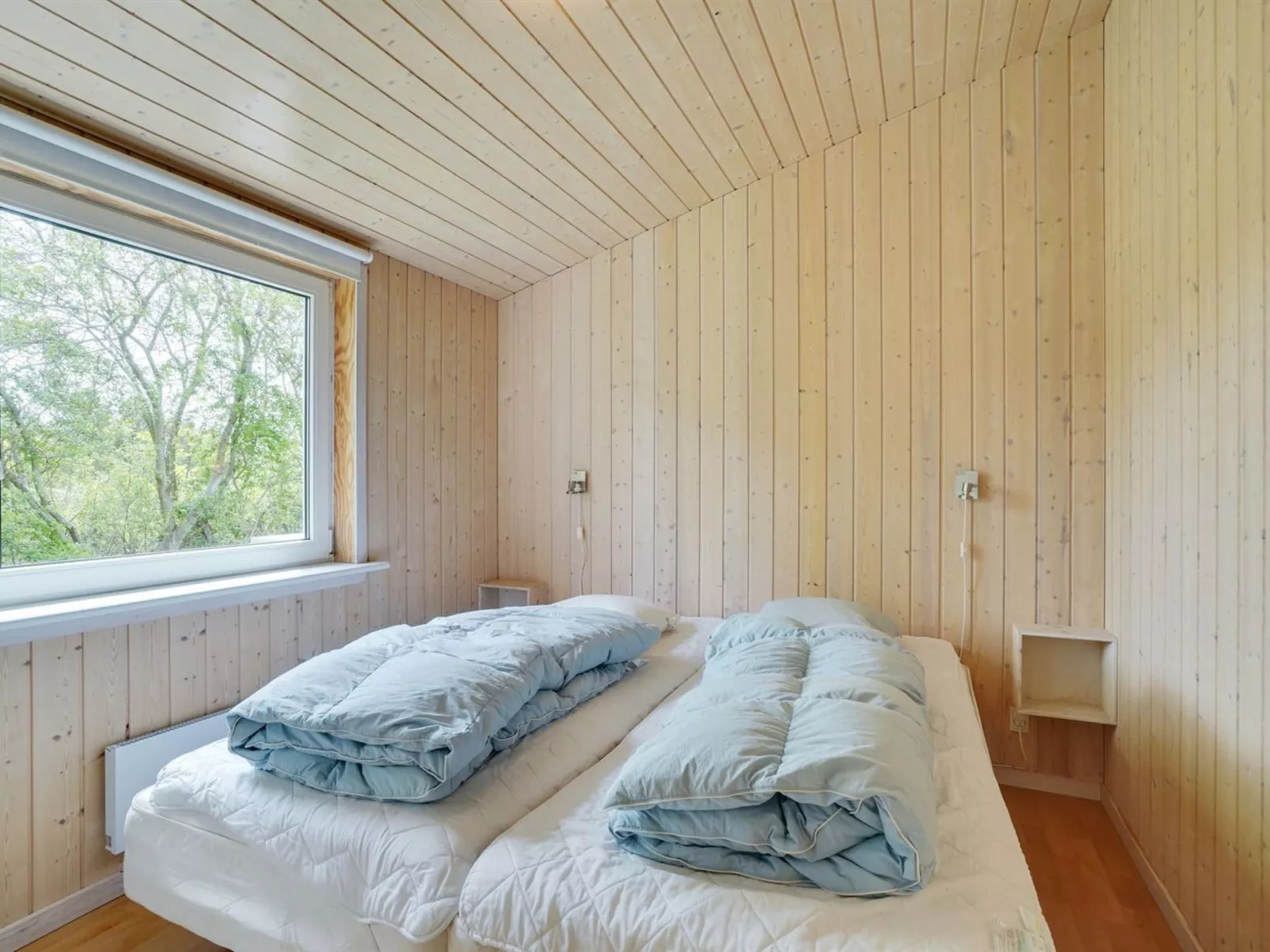 "Els" - 900m from the sea-Inside