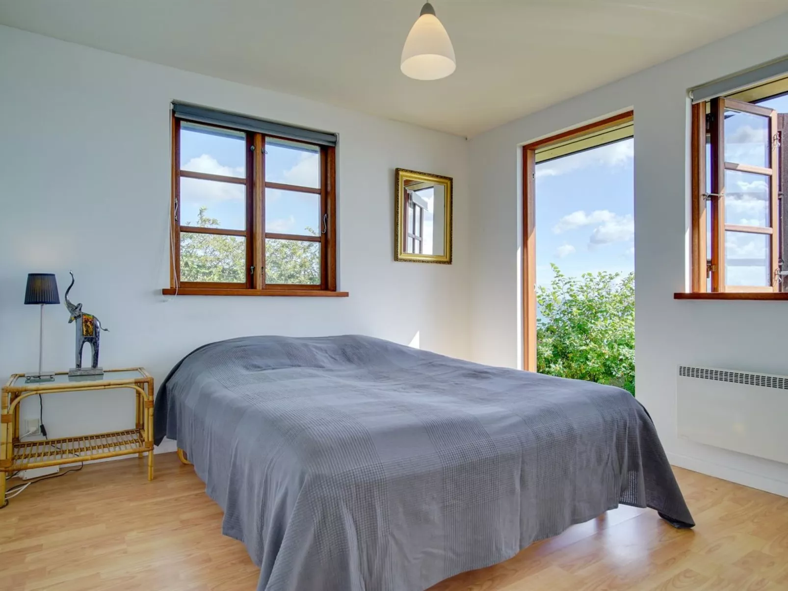 "Botmar" - 10m from the sea-Dedans