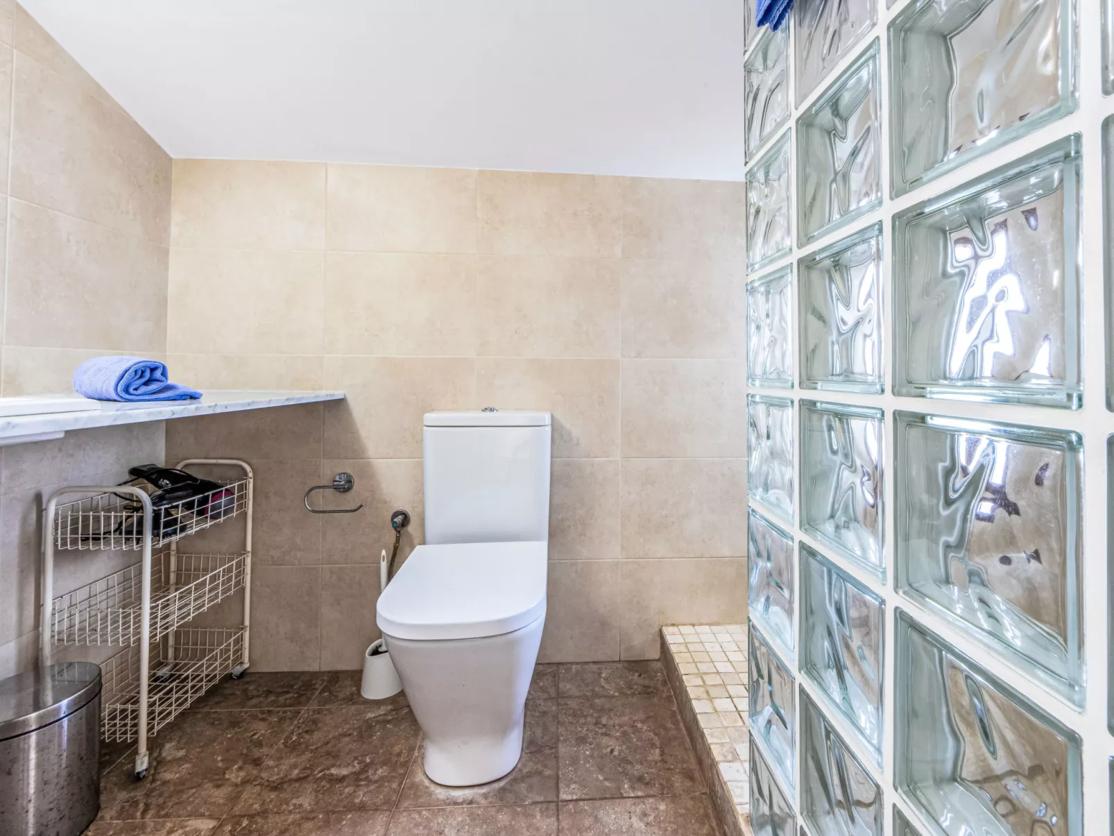 Drassanes III-Inside