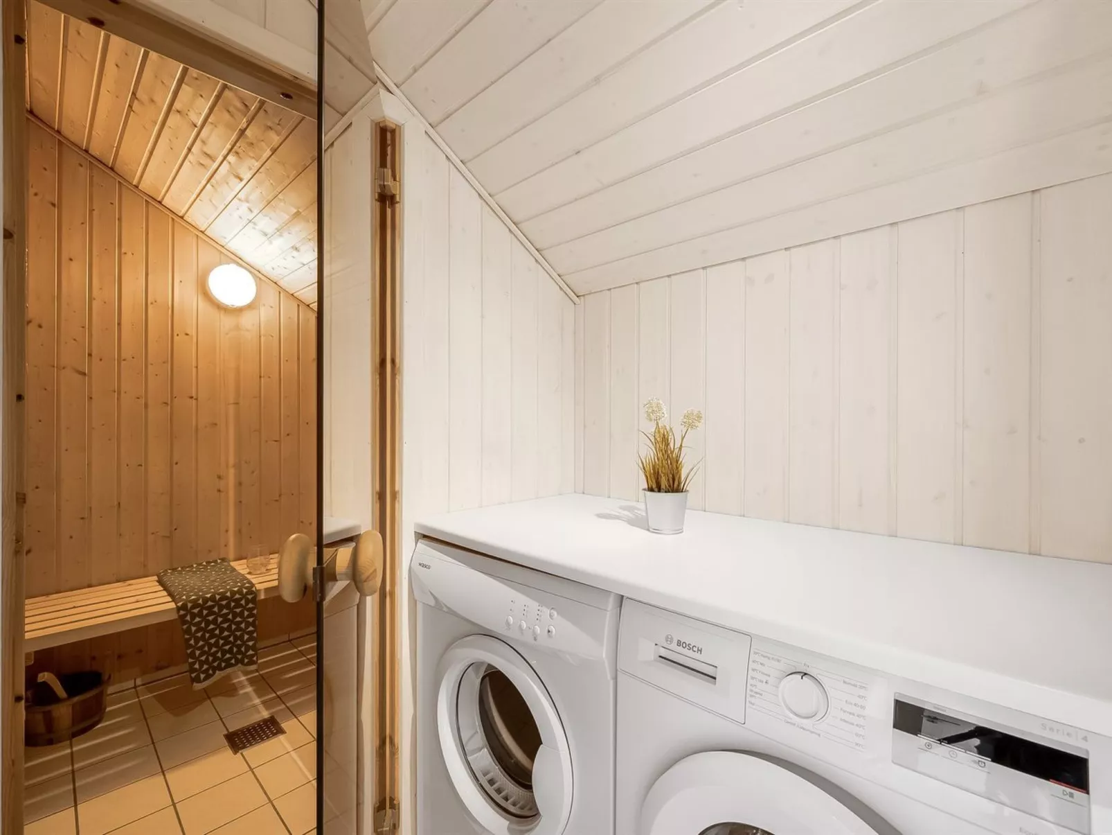 "Erland" - 500m from the sea-Inside