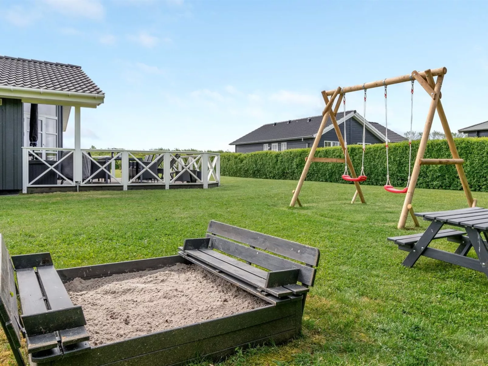 "Gustava" - 700m from the sea-Outside