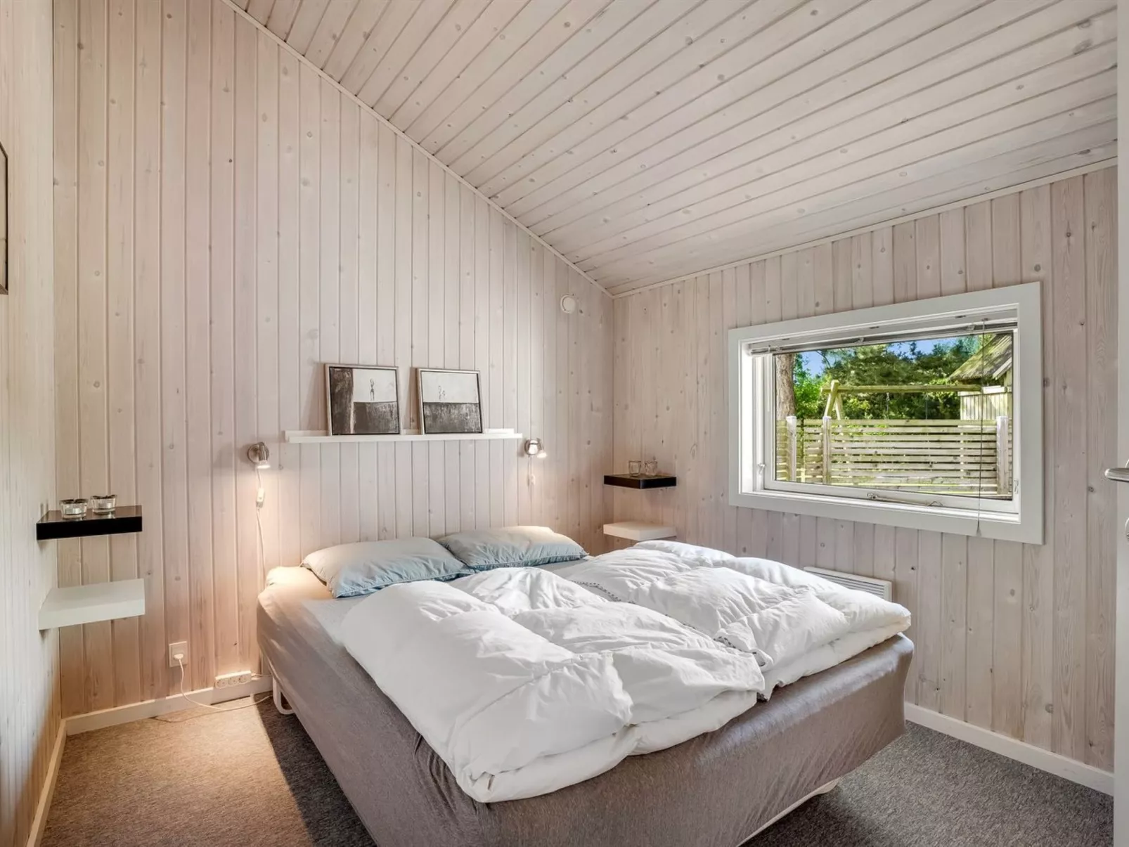 "Truls" - 800m from the sea-Inside