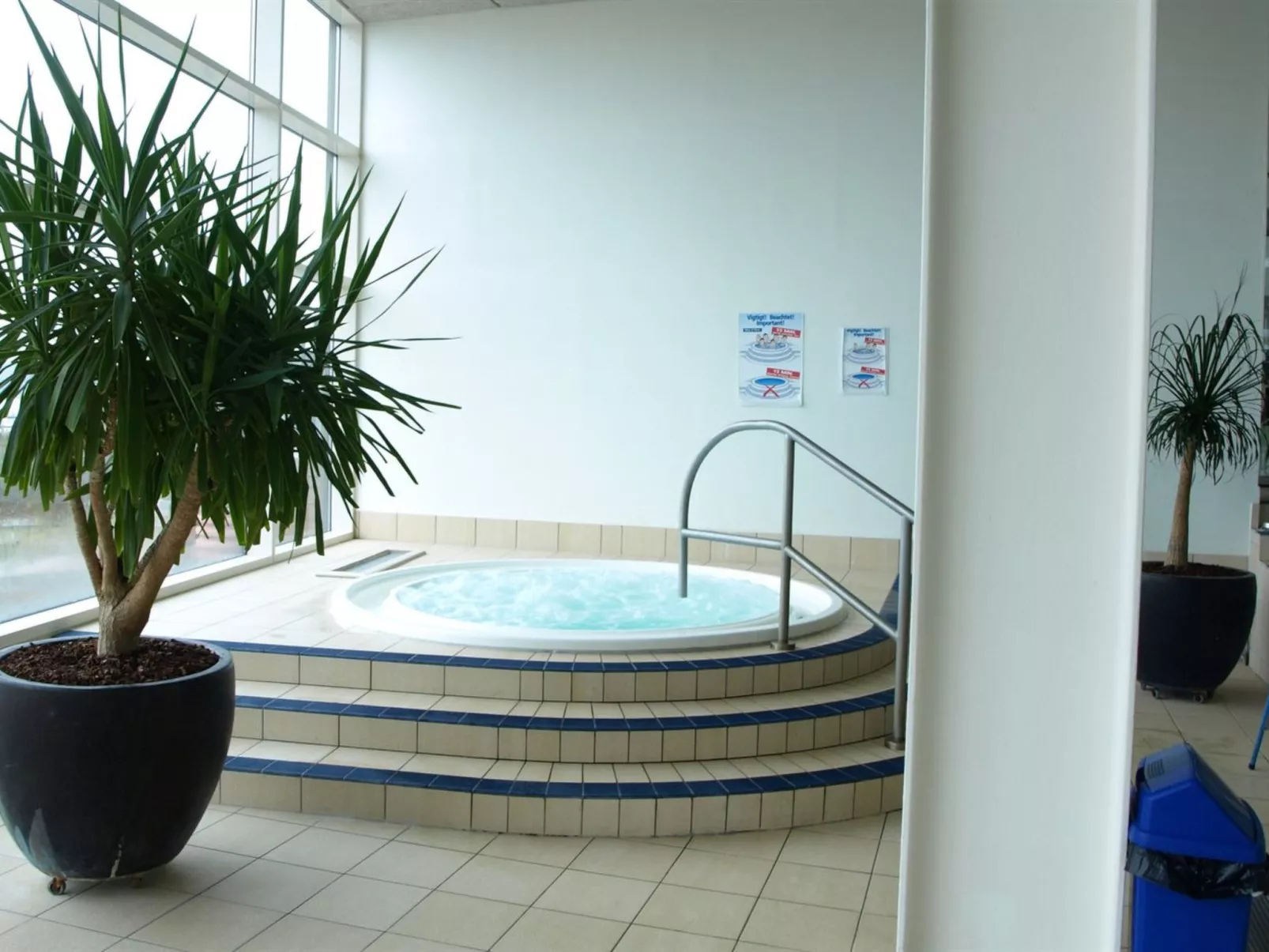 "Babette" - 75m to the fjord-Drinnen