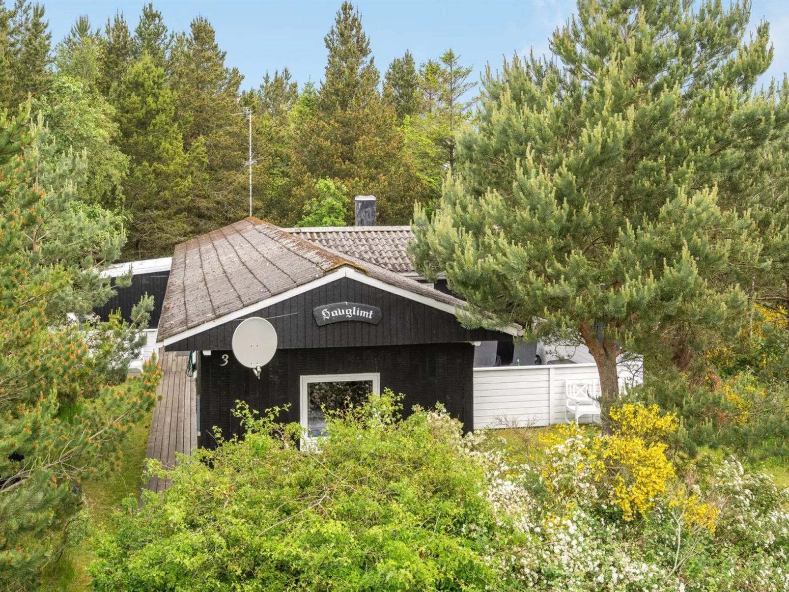 "Jaskirt" - 125m from the sea-Outside