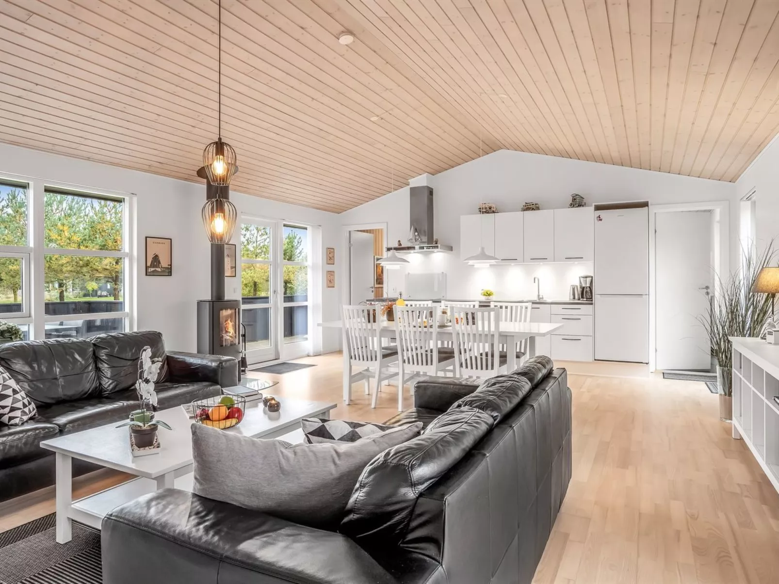 "Thure" - 1km from the sea-Inside