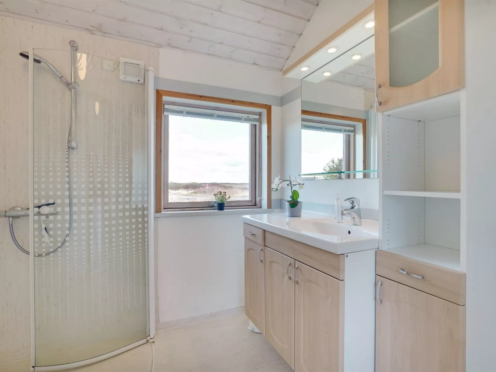 "Elmine" - 700m from the sea-Inside