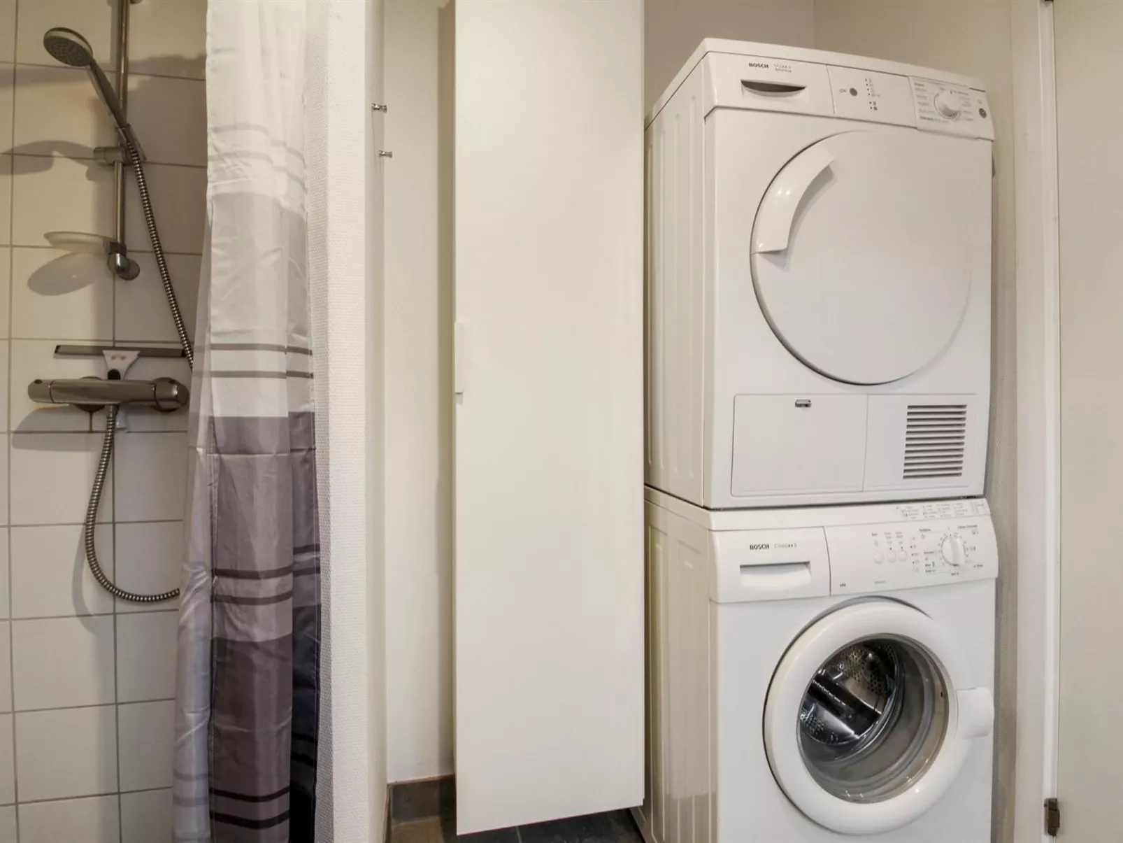 "Hariett" - 900m from the sea-Dedans