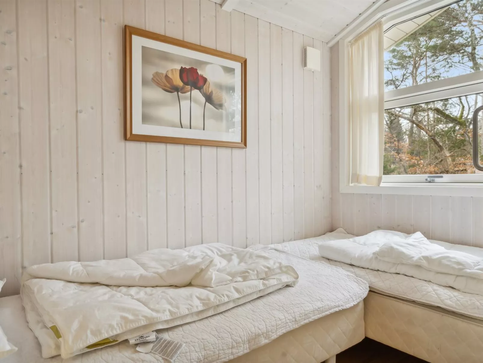 "Ros" - 350m from the sea-Inside