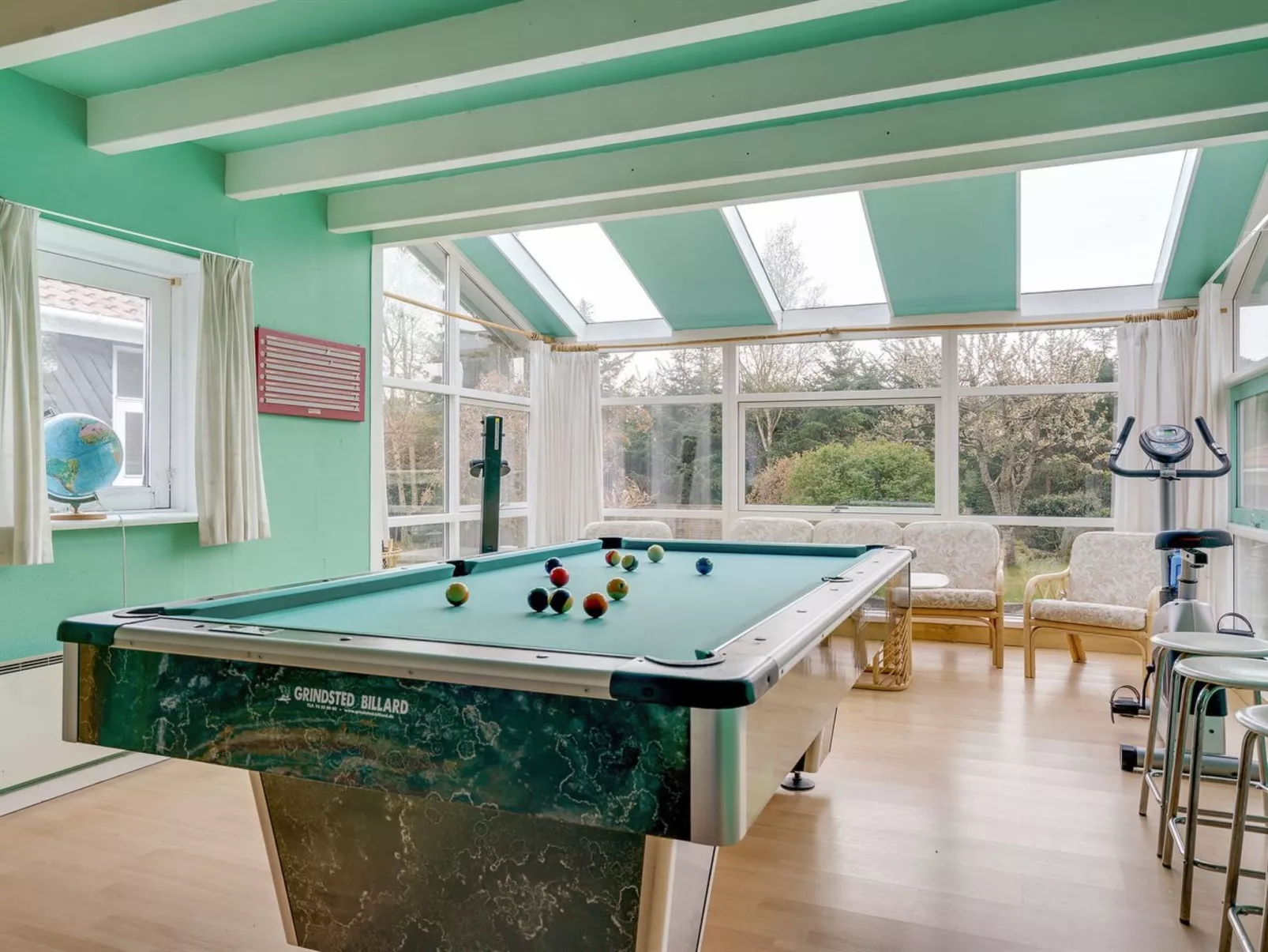 "Flora" - 150m from the sea-Dedans