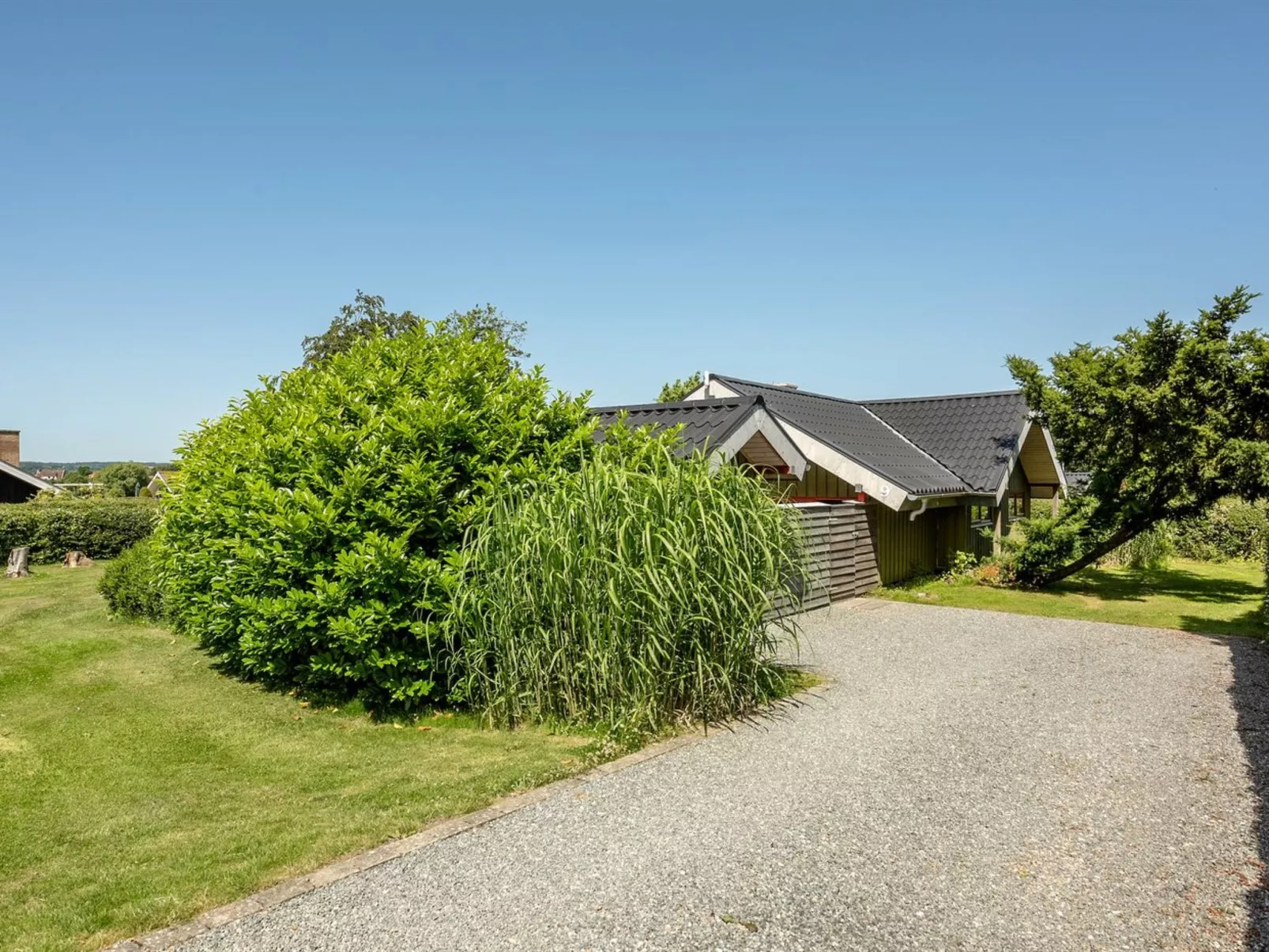 "Ofelia" - 500m to the fjord-Outside