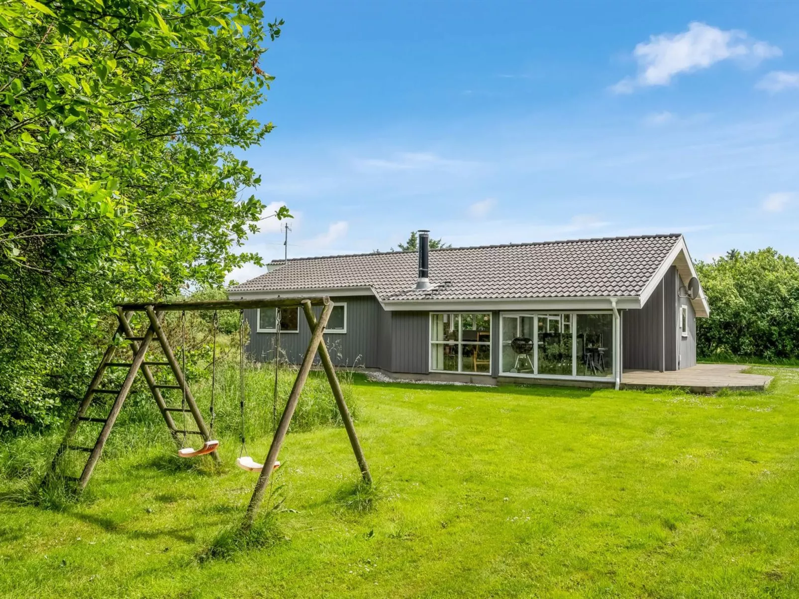 "Karlsefni" - 600m to the fjord-Outside