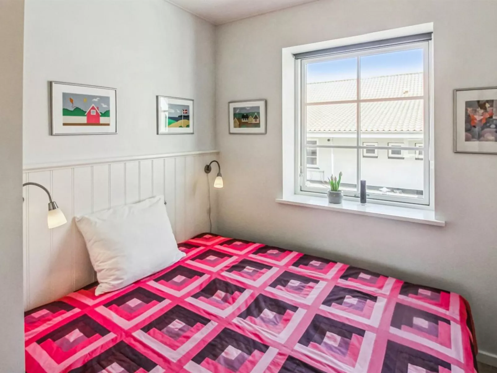 "Ayk" - 400m from the sea-Inside