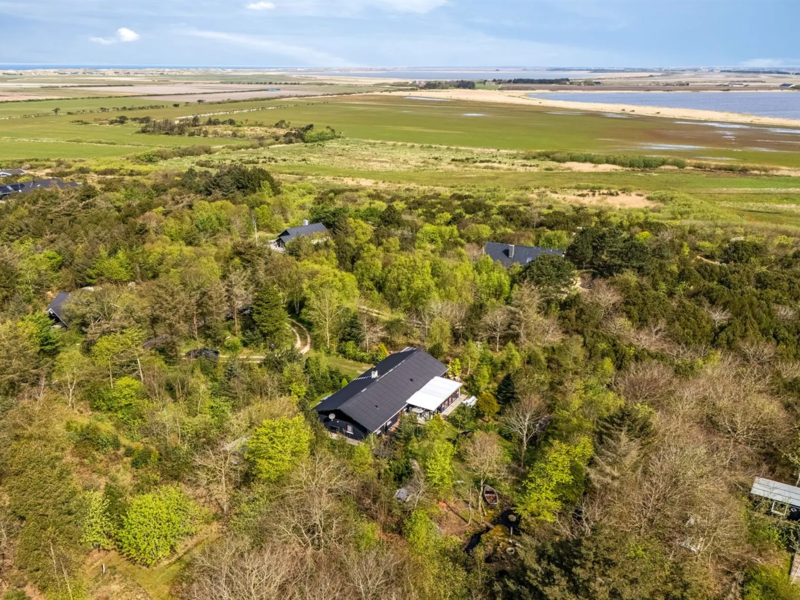 "Marillia" - 2km from the sea-Outside