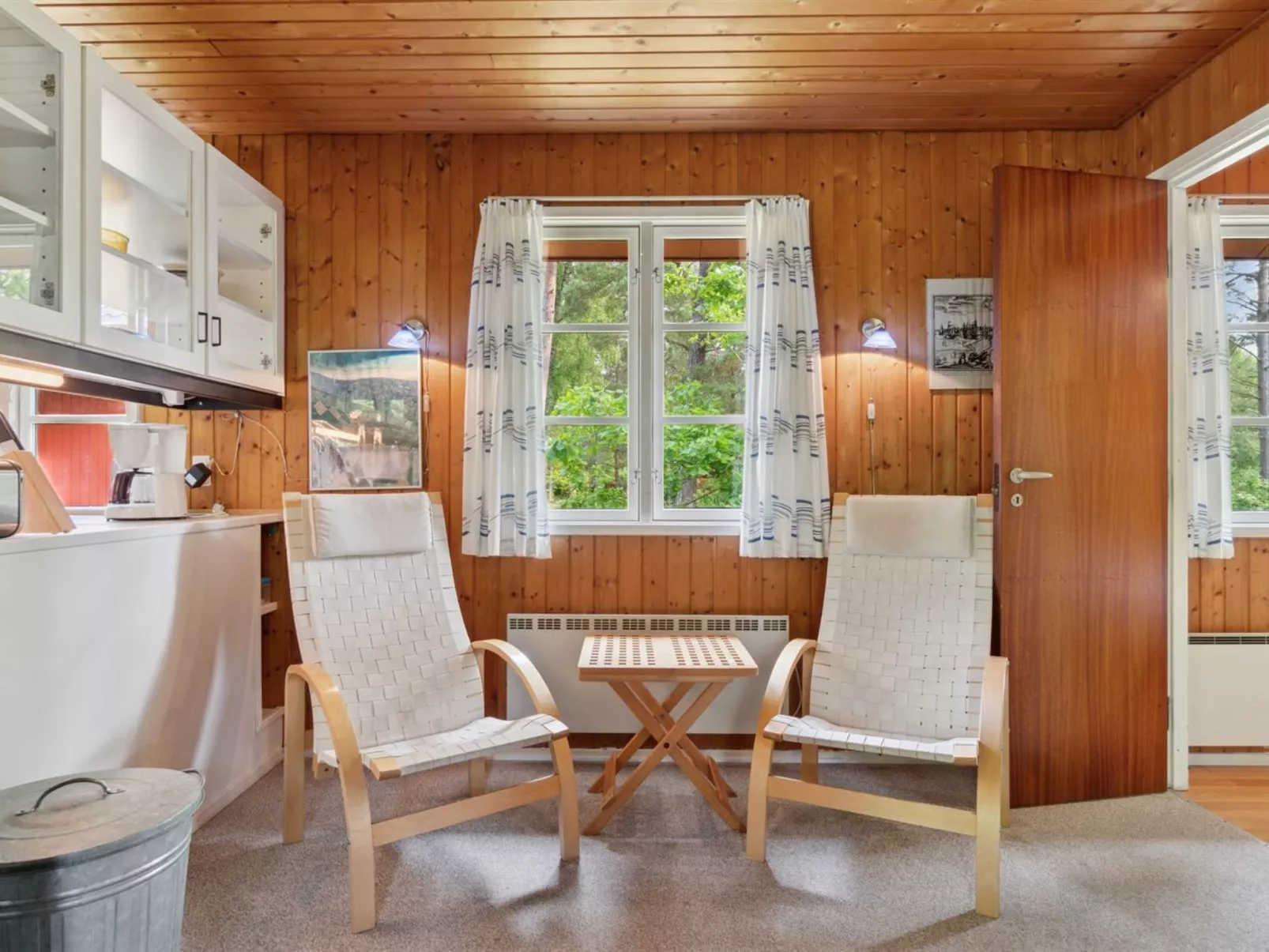 "Gunder" - 125m from the sea-Drinnen