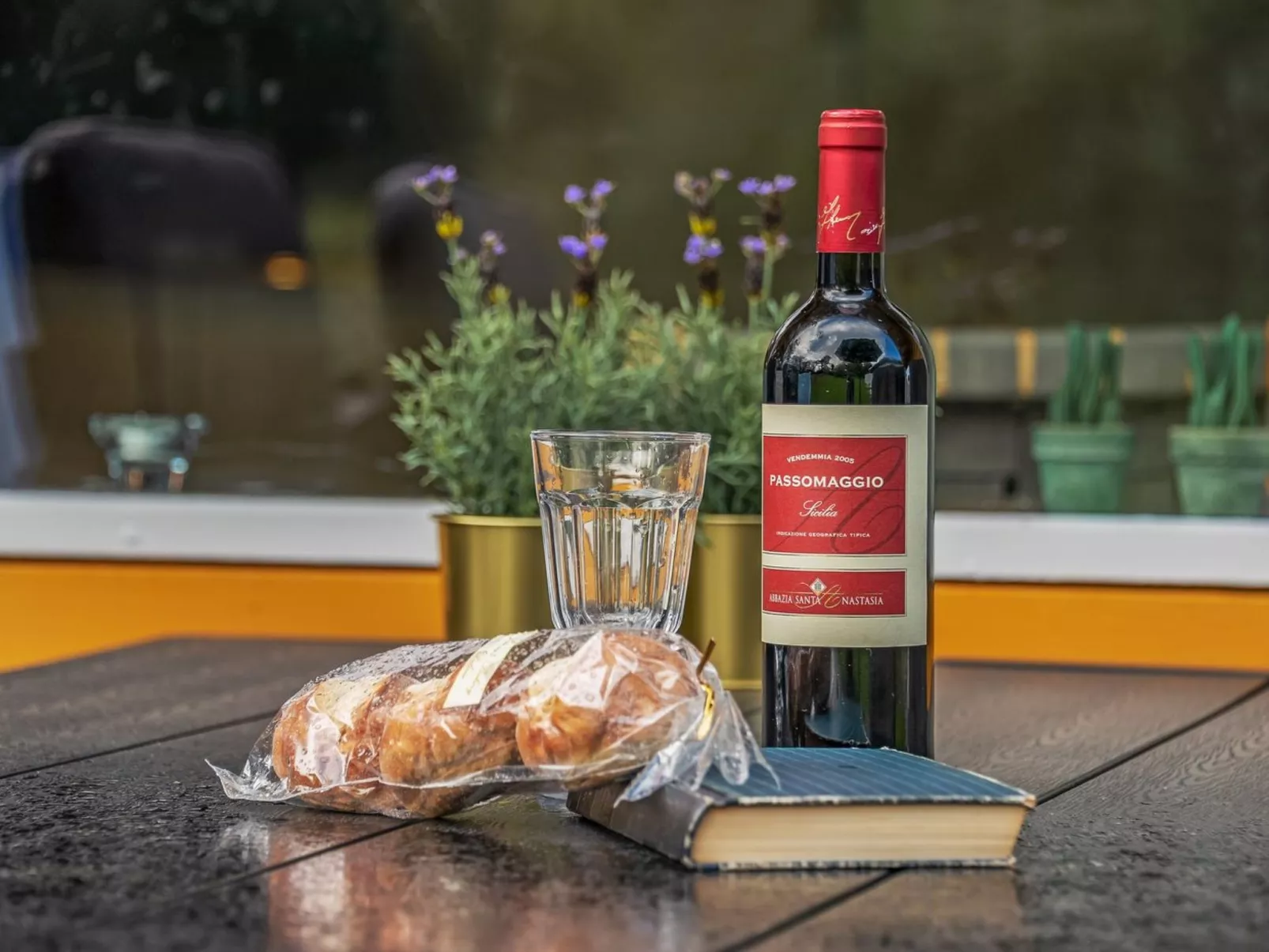 "Boris" - 500m from the sea-Drinnen