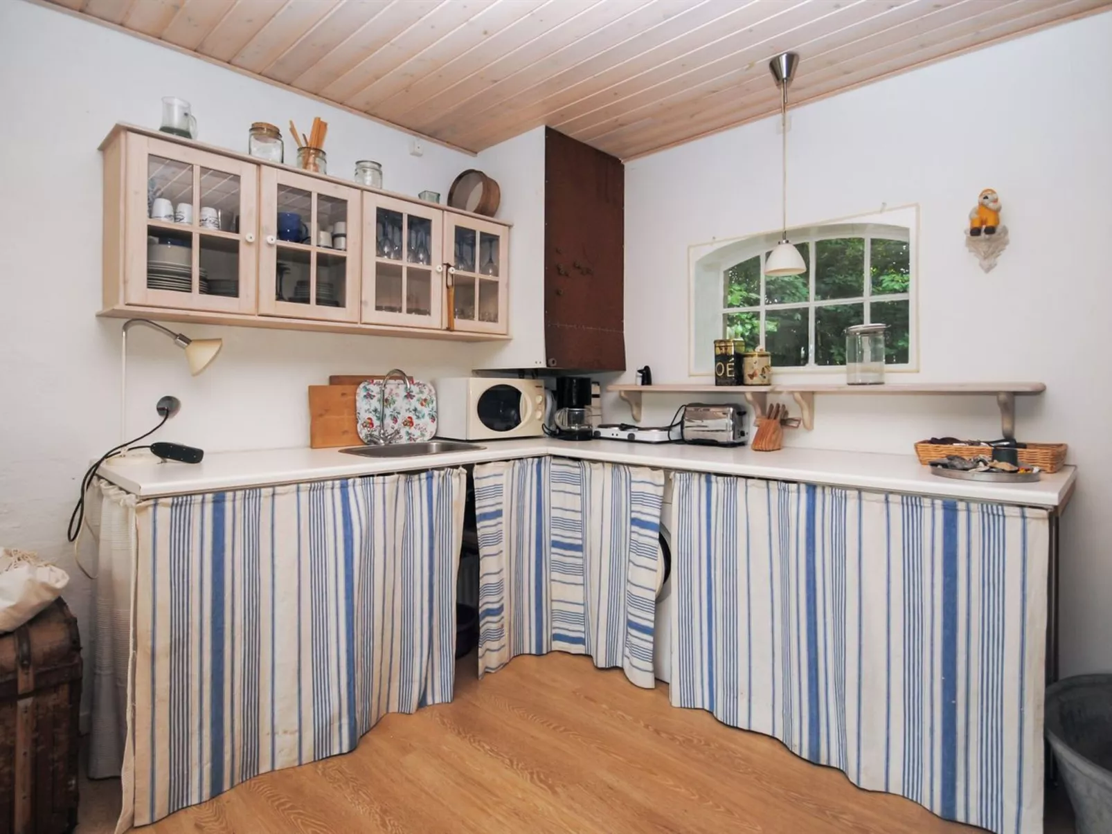 "Ludovic" - 7km from the sea-Inside