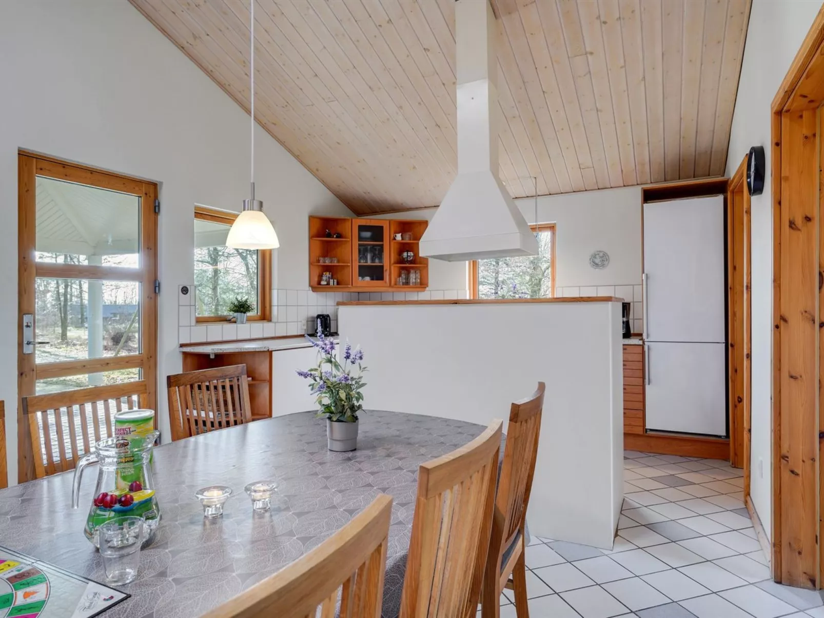 "Absalon" - 29km from the sea-Drinnen