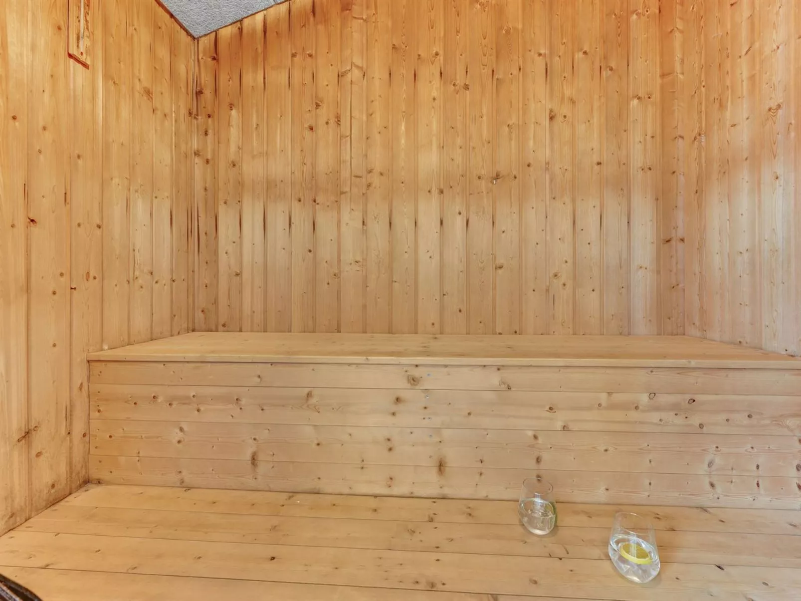 "Matrona" - 750m from the sea-Inside