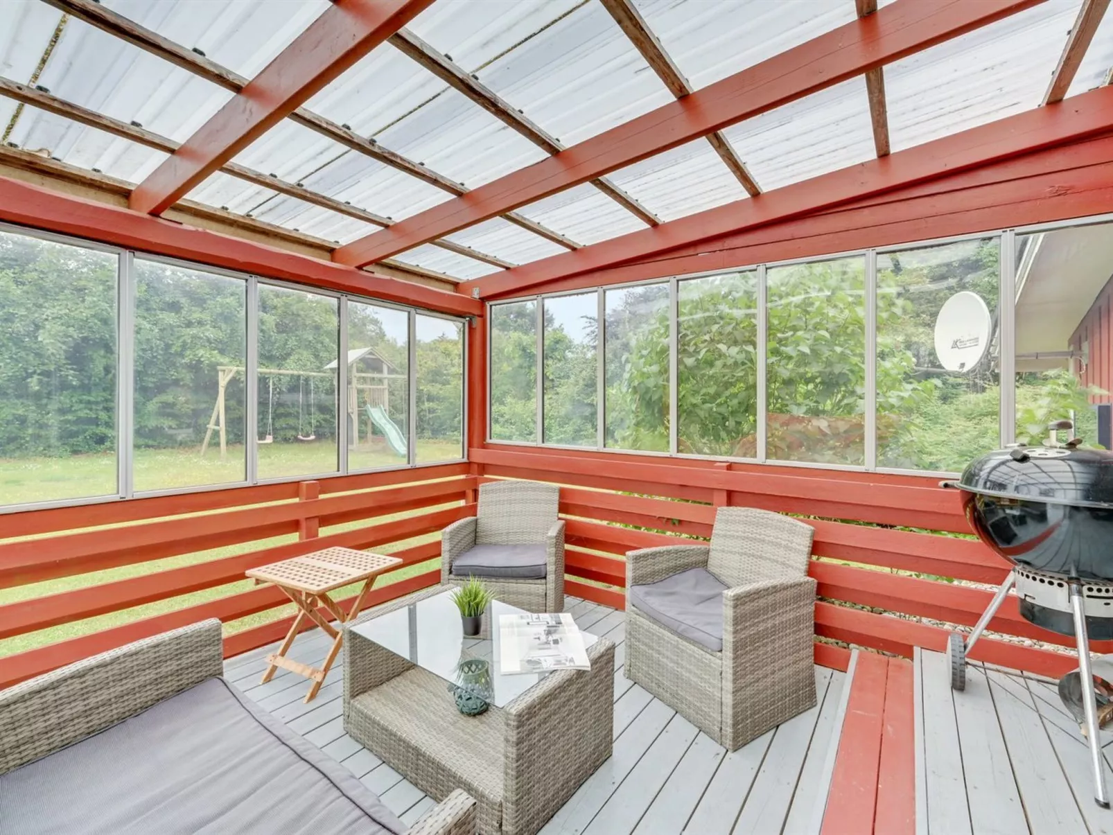 "Anline" - 900m to the fjord-Outside