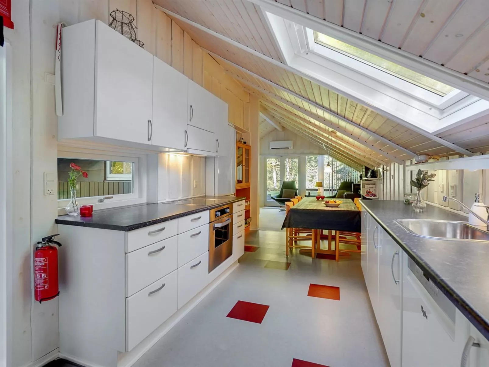 "Jaakoppi" - 25km from the sea-Inside