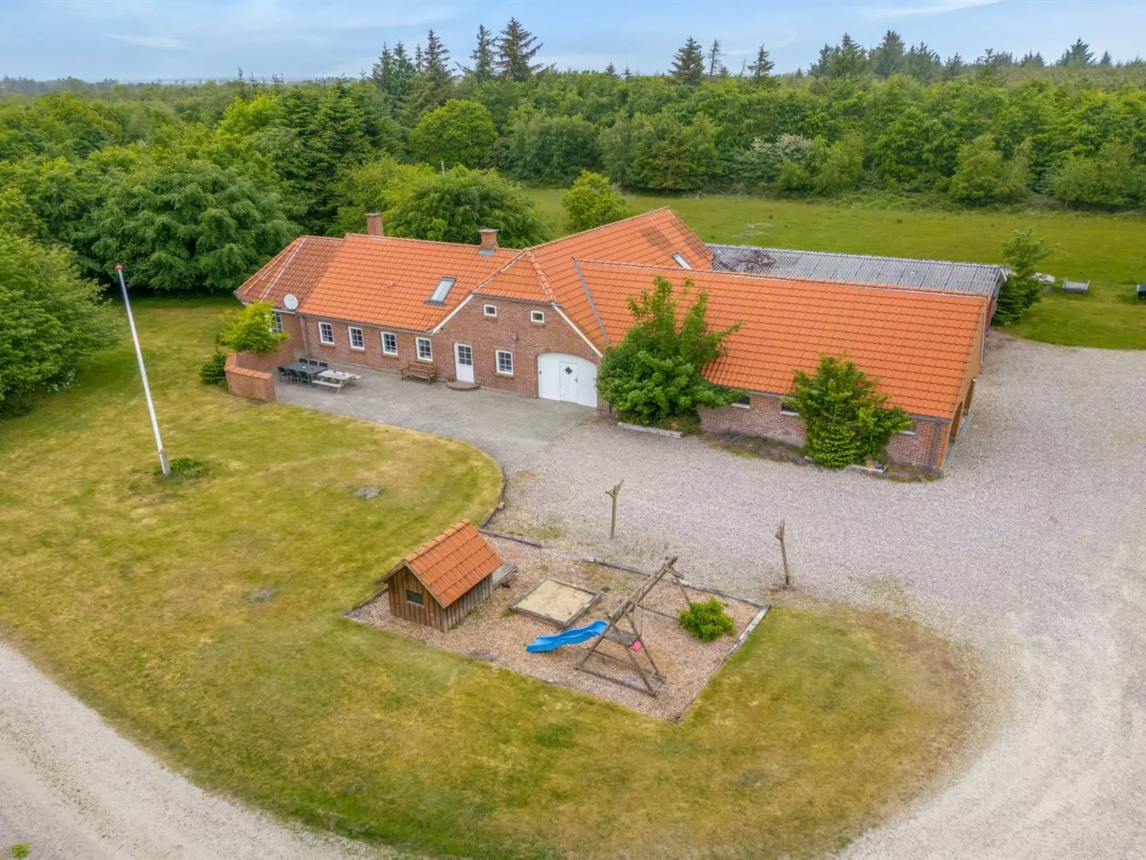 "Wilmar" - 1km to the fjord-Outside